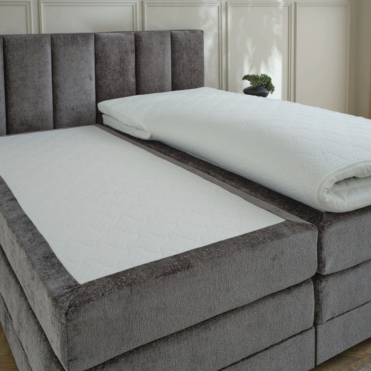 Boxspringbett OSCAR Boucle elektrisch verstellbar mit Matratze & Topper