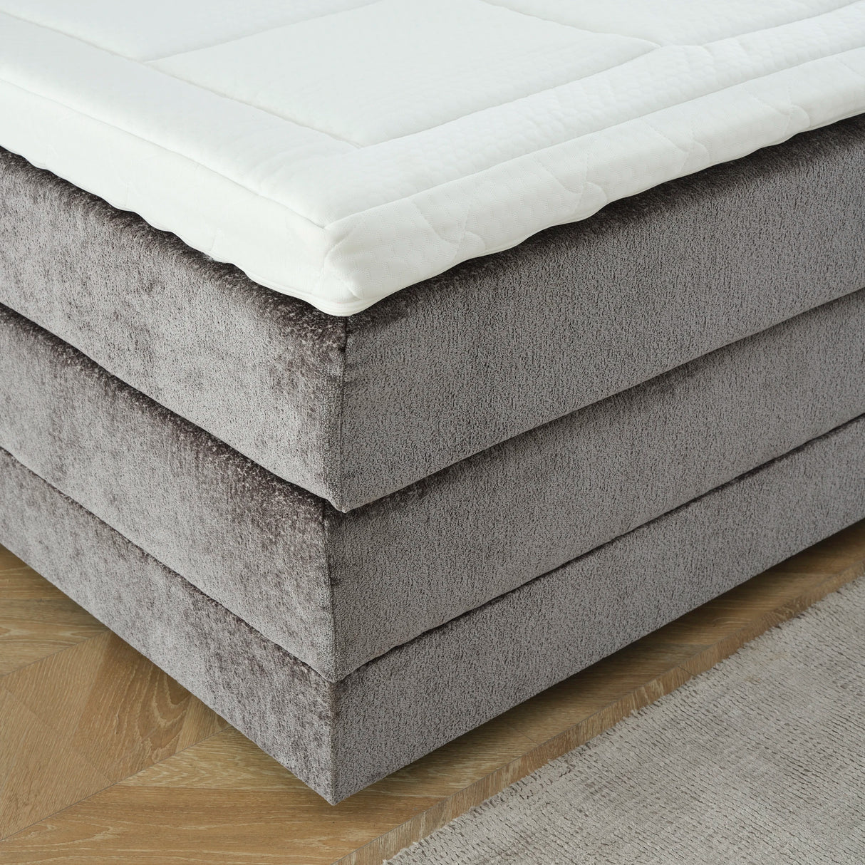 Boxspringbett OSCAR Boucle elektrisch verstellbar mit Matratze & Topper