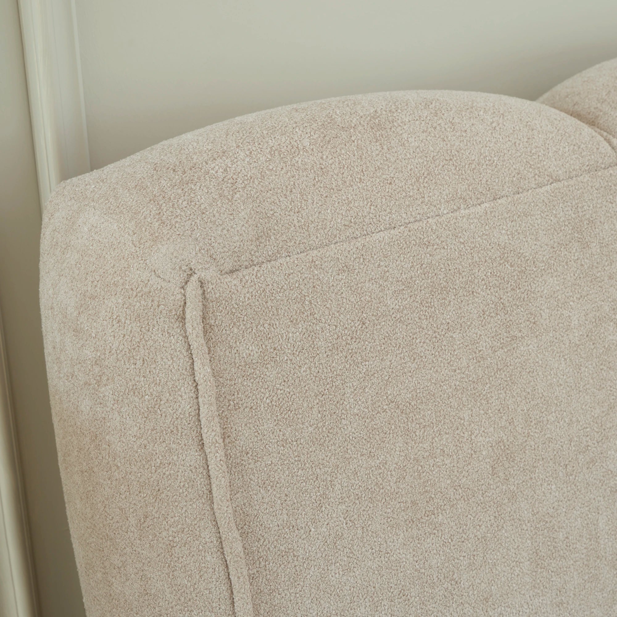 Designer Polsterbett mit Stauraum Elara