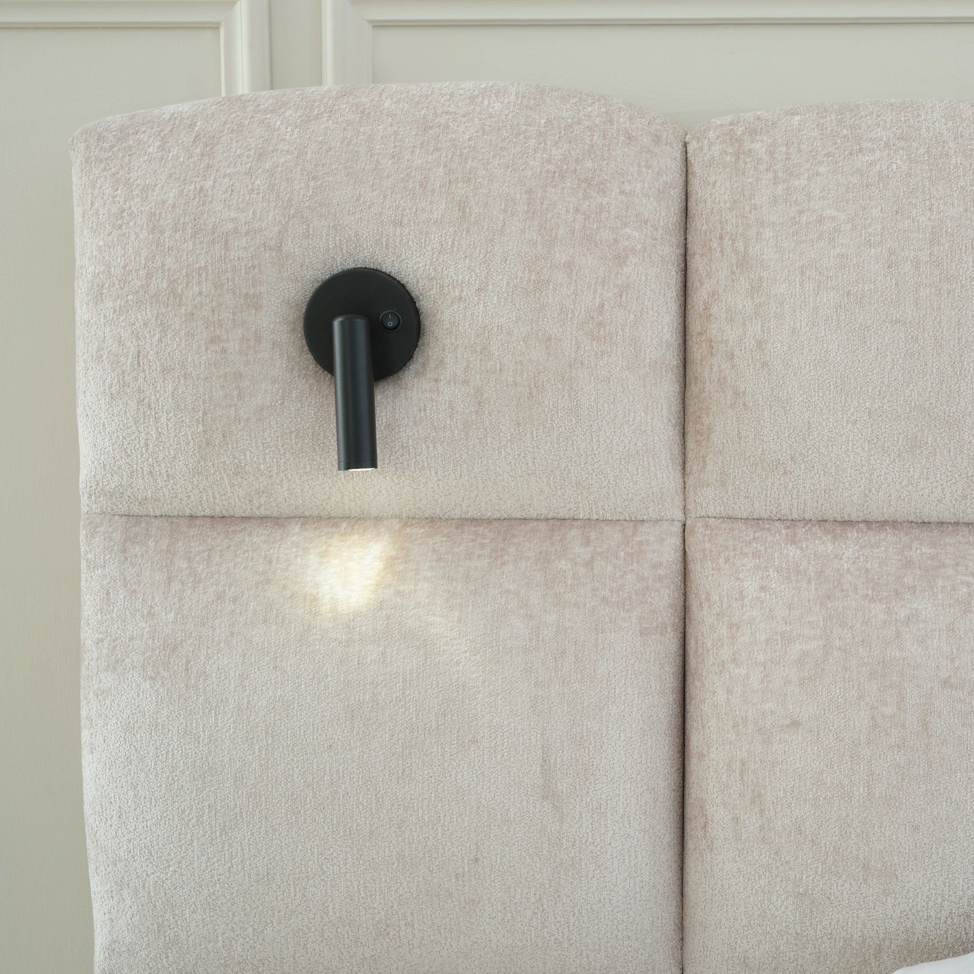 Designer Polsterbett mit Stauraum Halley