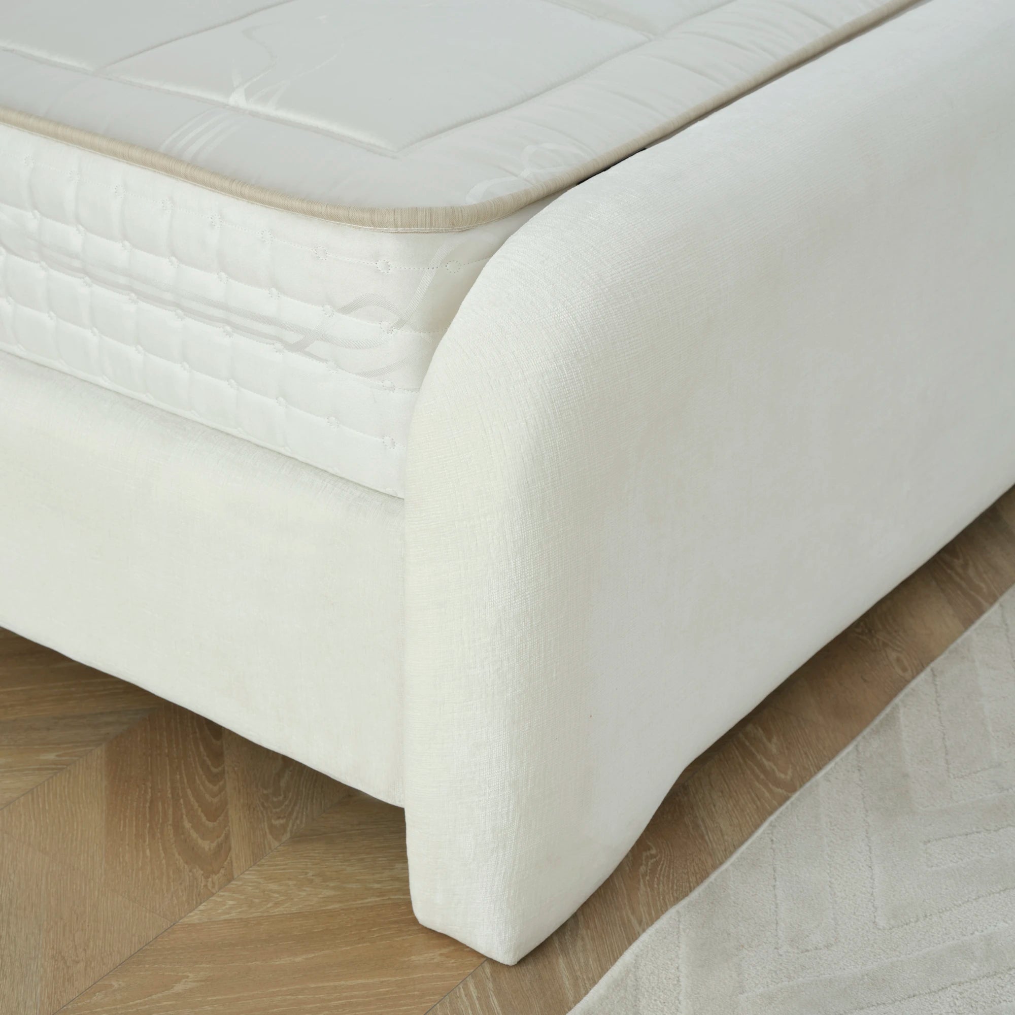 Designer Polsterbett mit Stauraum Mirel