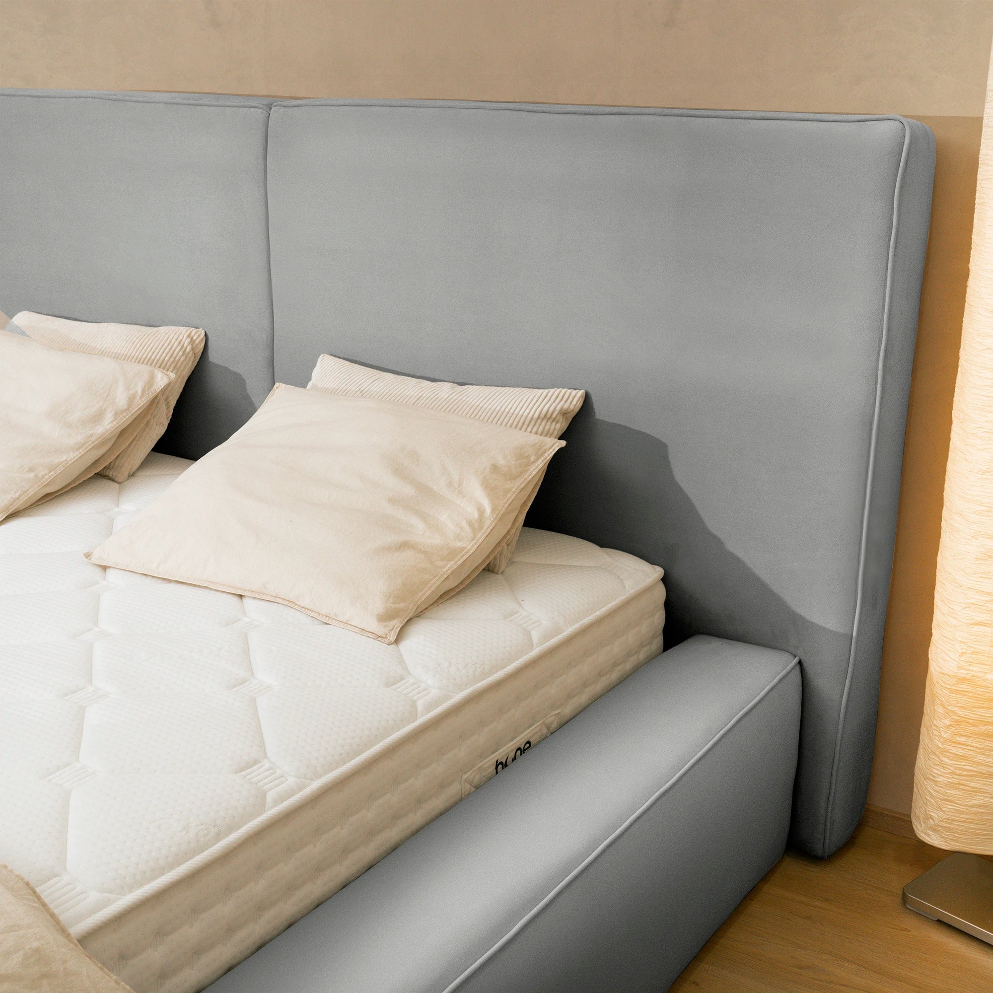 Bett mit Stauraum OLBIA