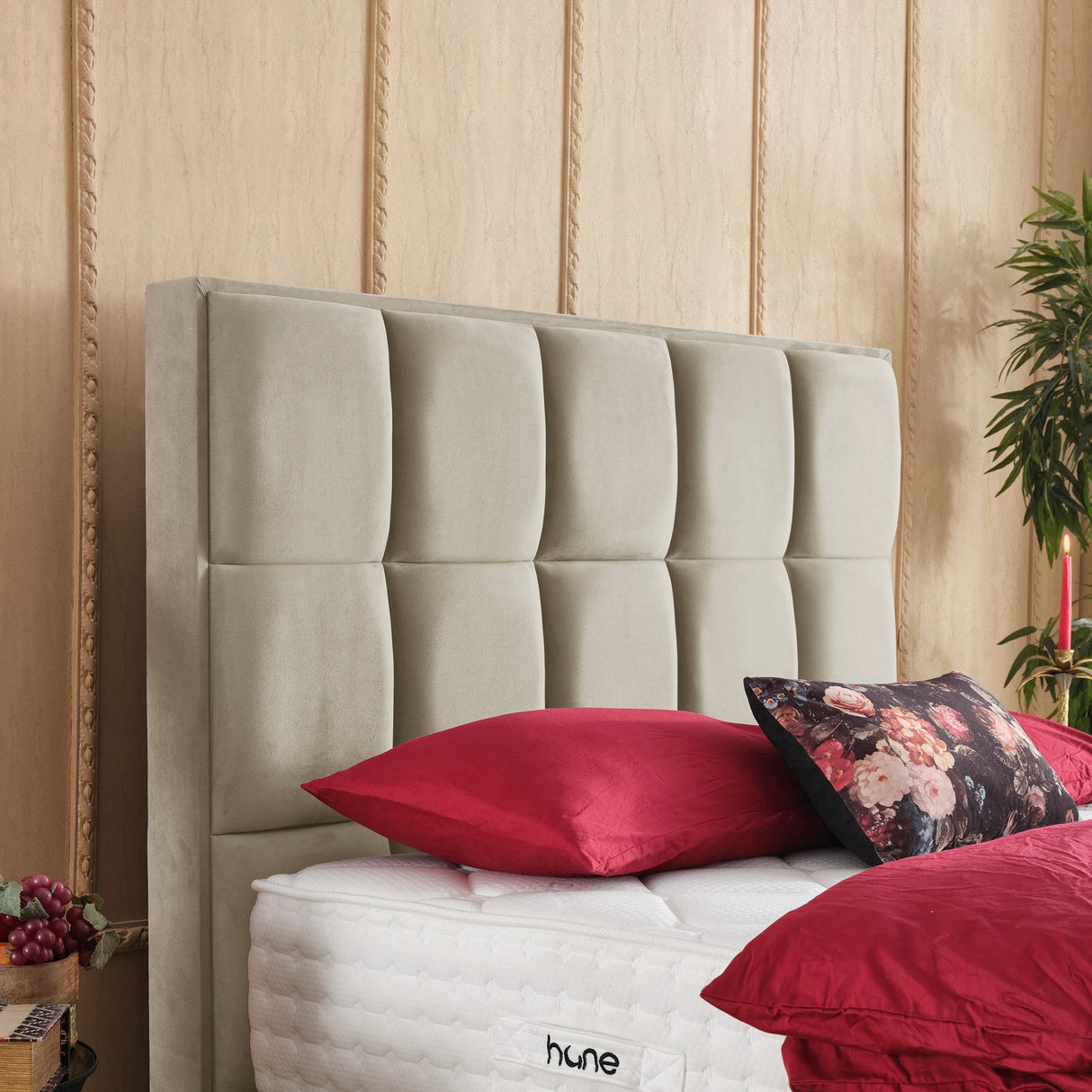 Bett mit Stauraum CASTLE