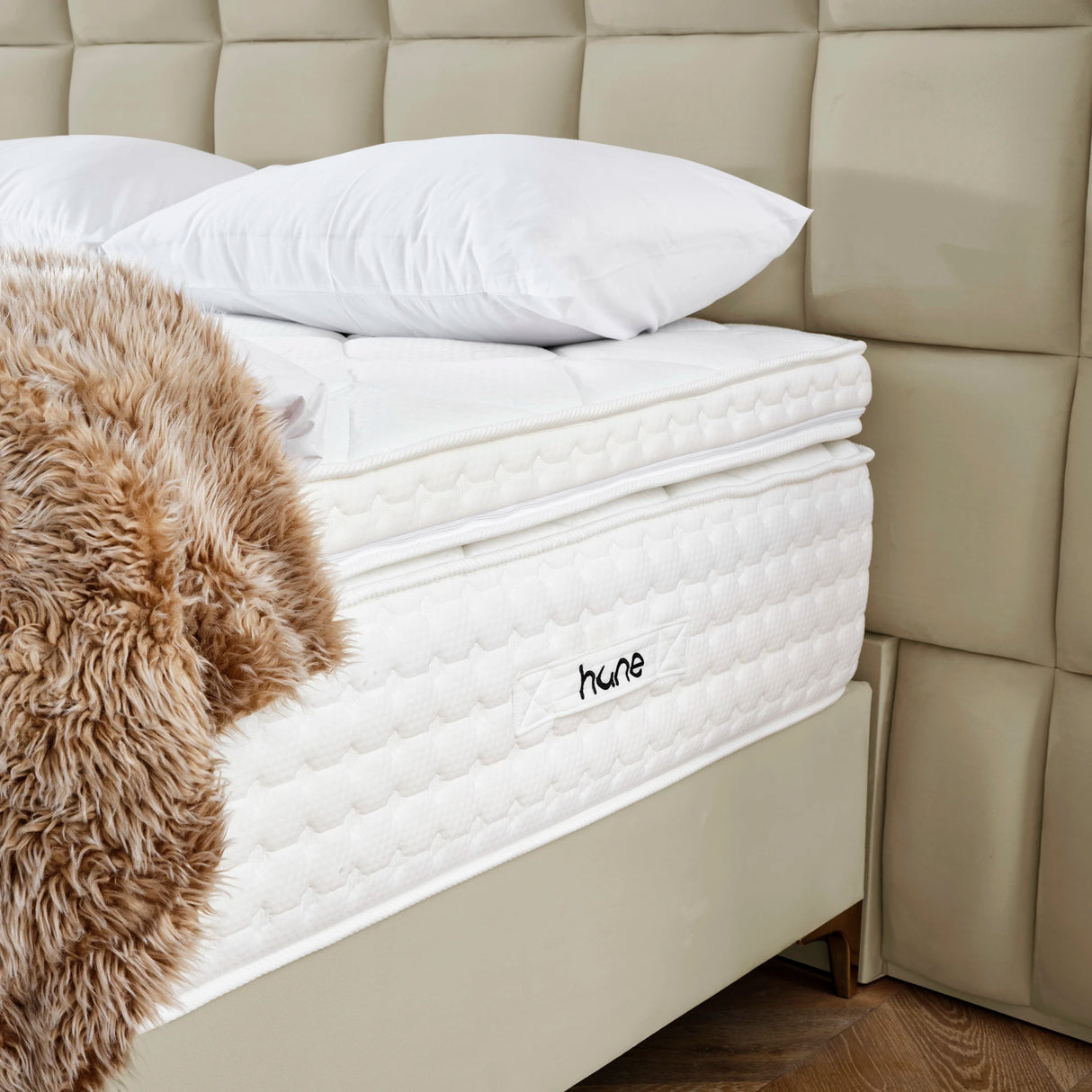 Bett mit Stauraum CASTLE LONG