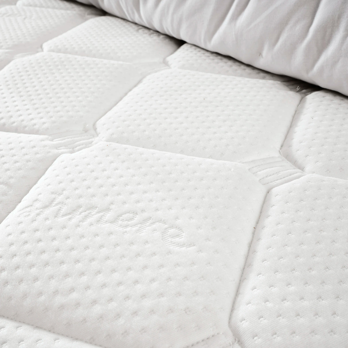 Bett mit Stauraum CASTLE LONG