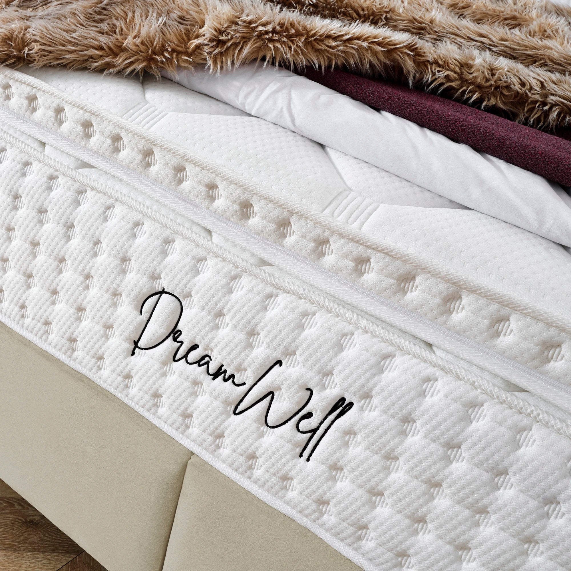 Posteľ s úložným priestorom CASTLE LONG