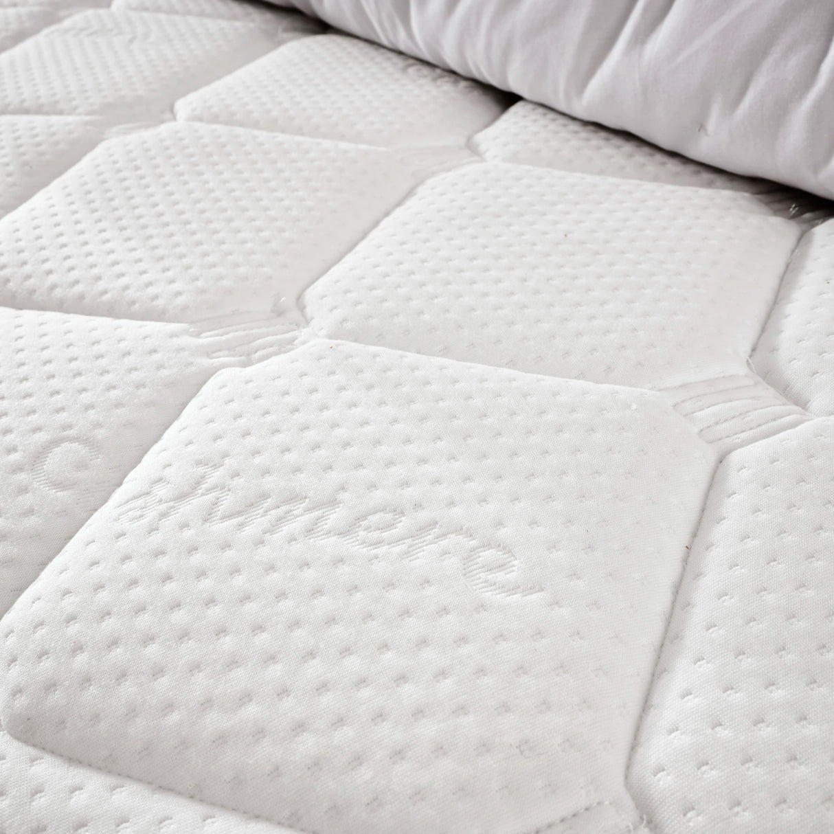 Bett mit Stauraum CASTLE LONG