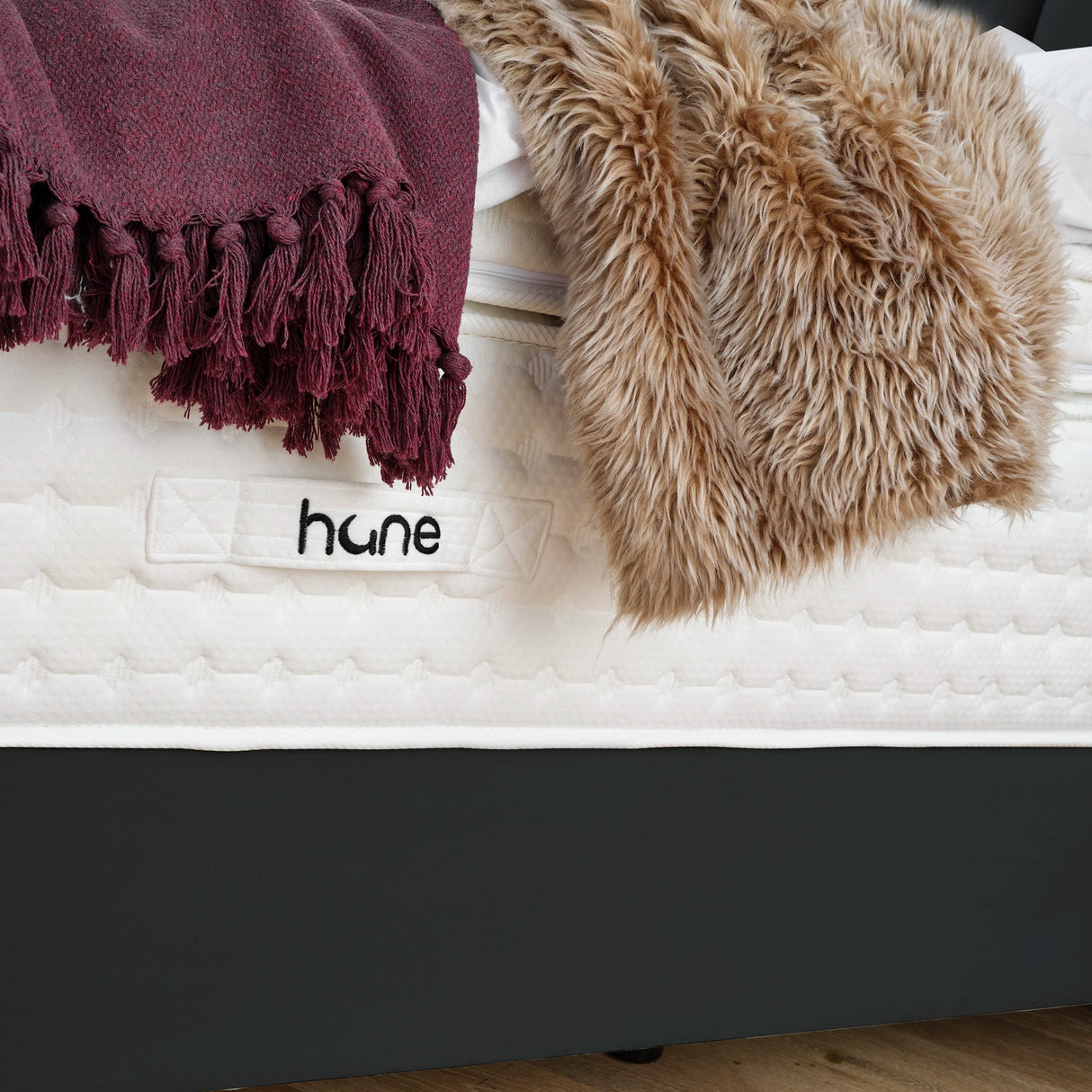 Bett mit Stauraum CASTLE LONG