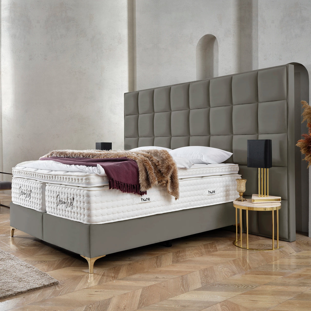 Bett mit Stauraum CASTLE LONG