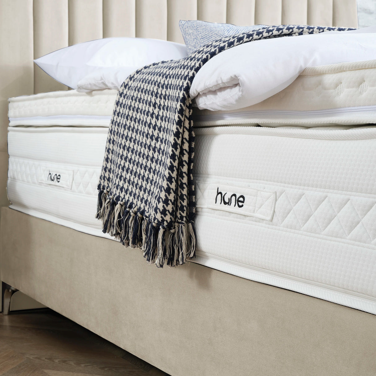 Bett mit Stauraum DUBAI