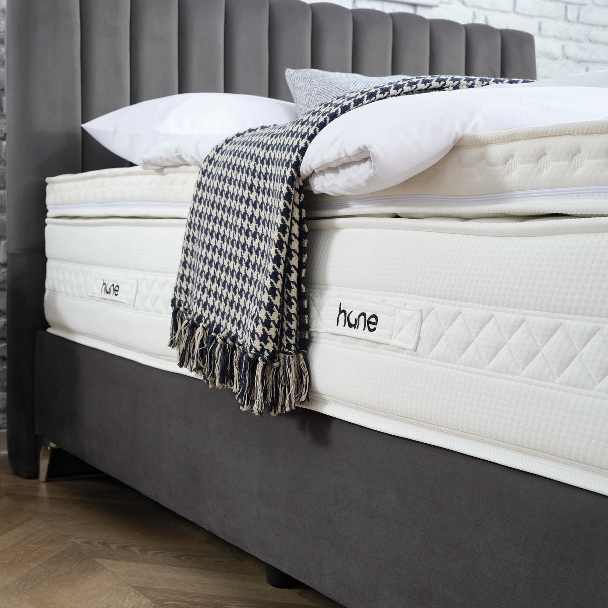 Bett mit Stauraum DUBAI