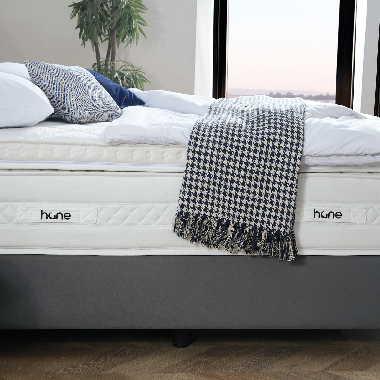 Bett mit Stauraum DUBAI