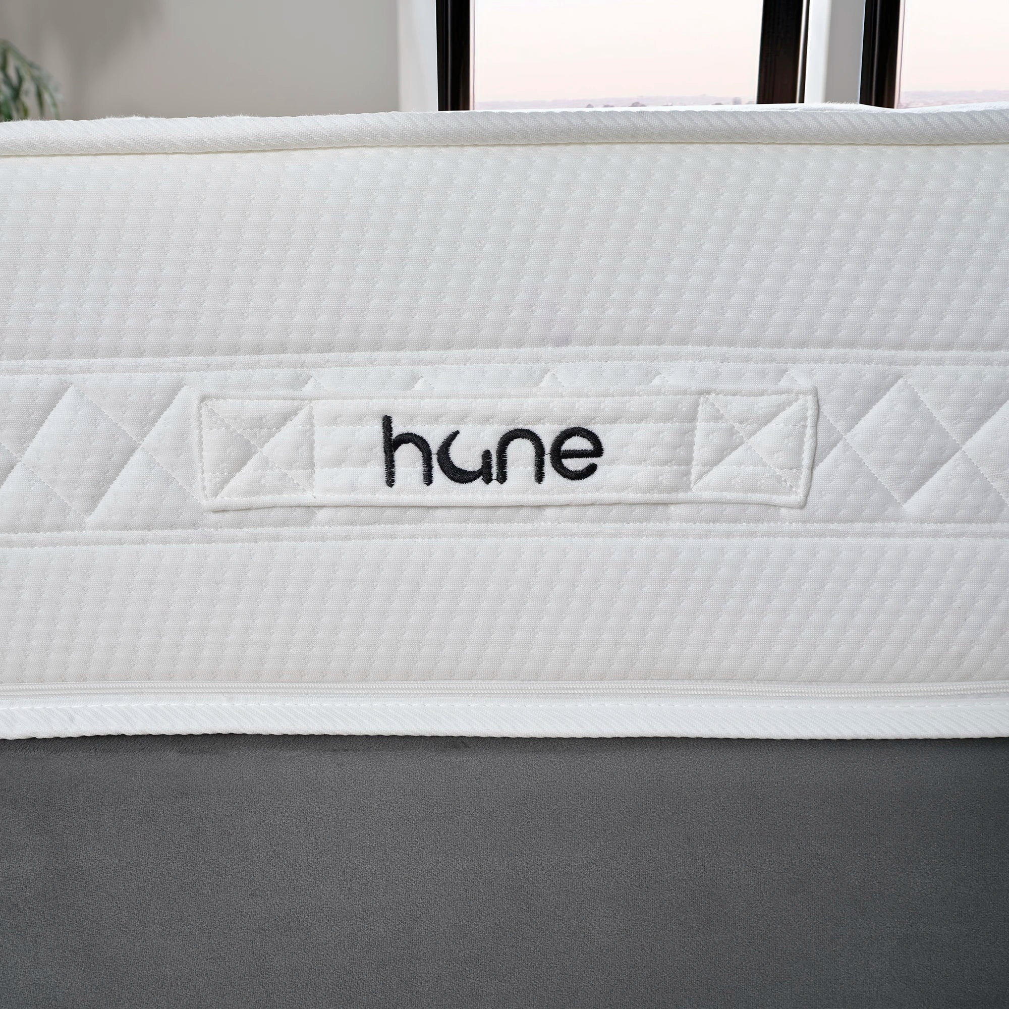 Posteľ s úložným priestorom DUBAI