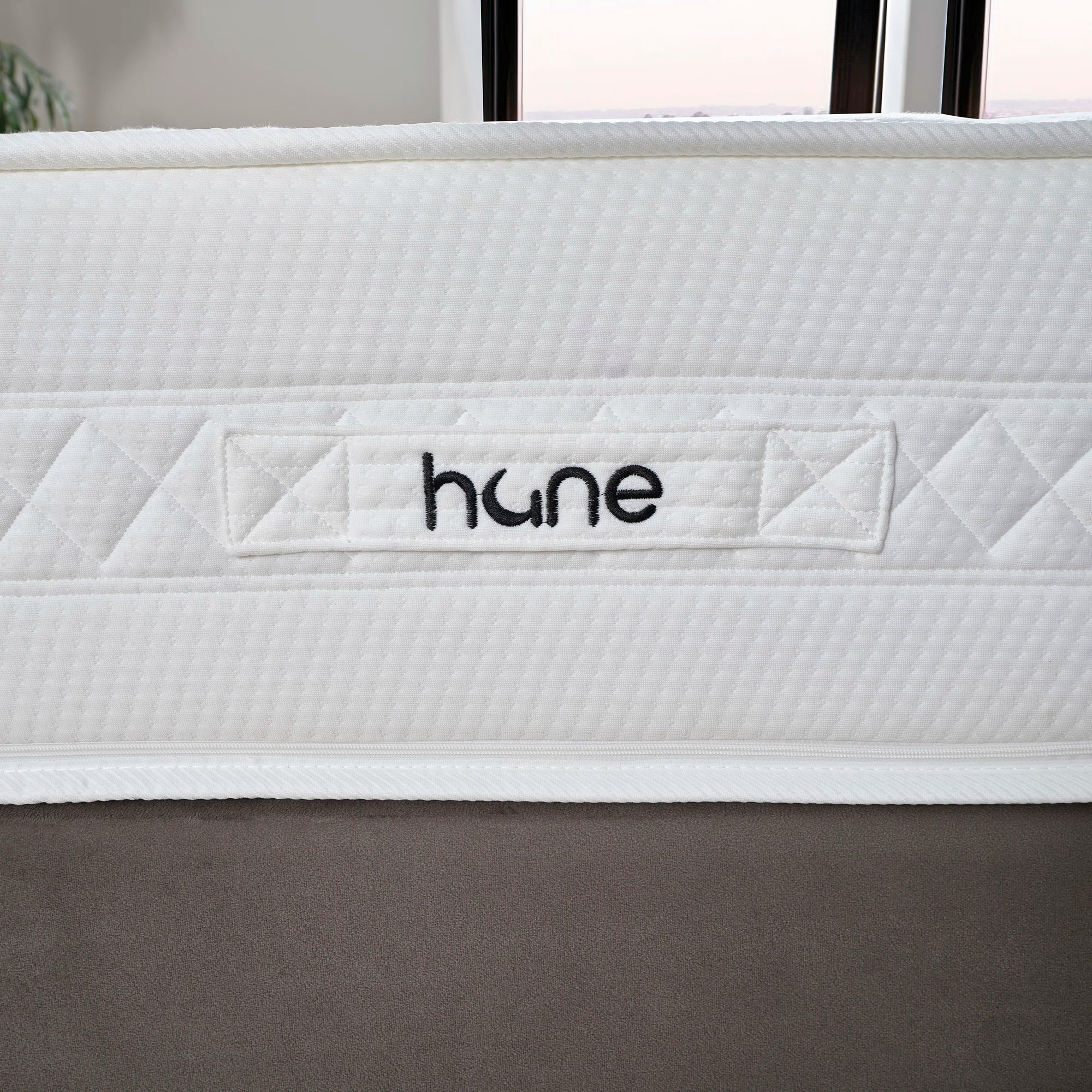 Posteľ s úložným priestorom DUBAI