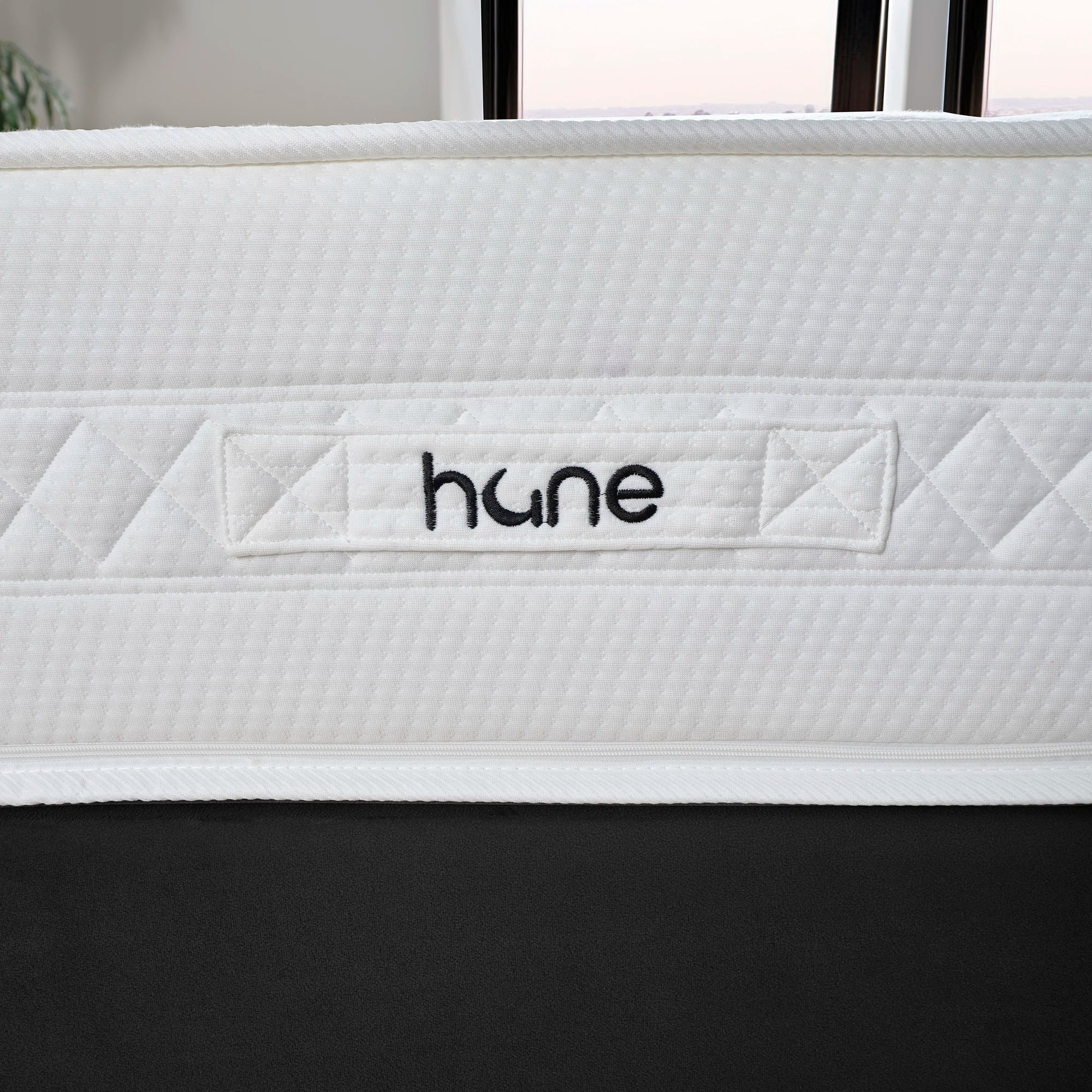 Posteľ s úložným priestorom DUBAI