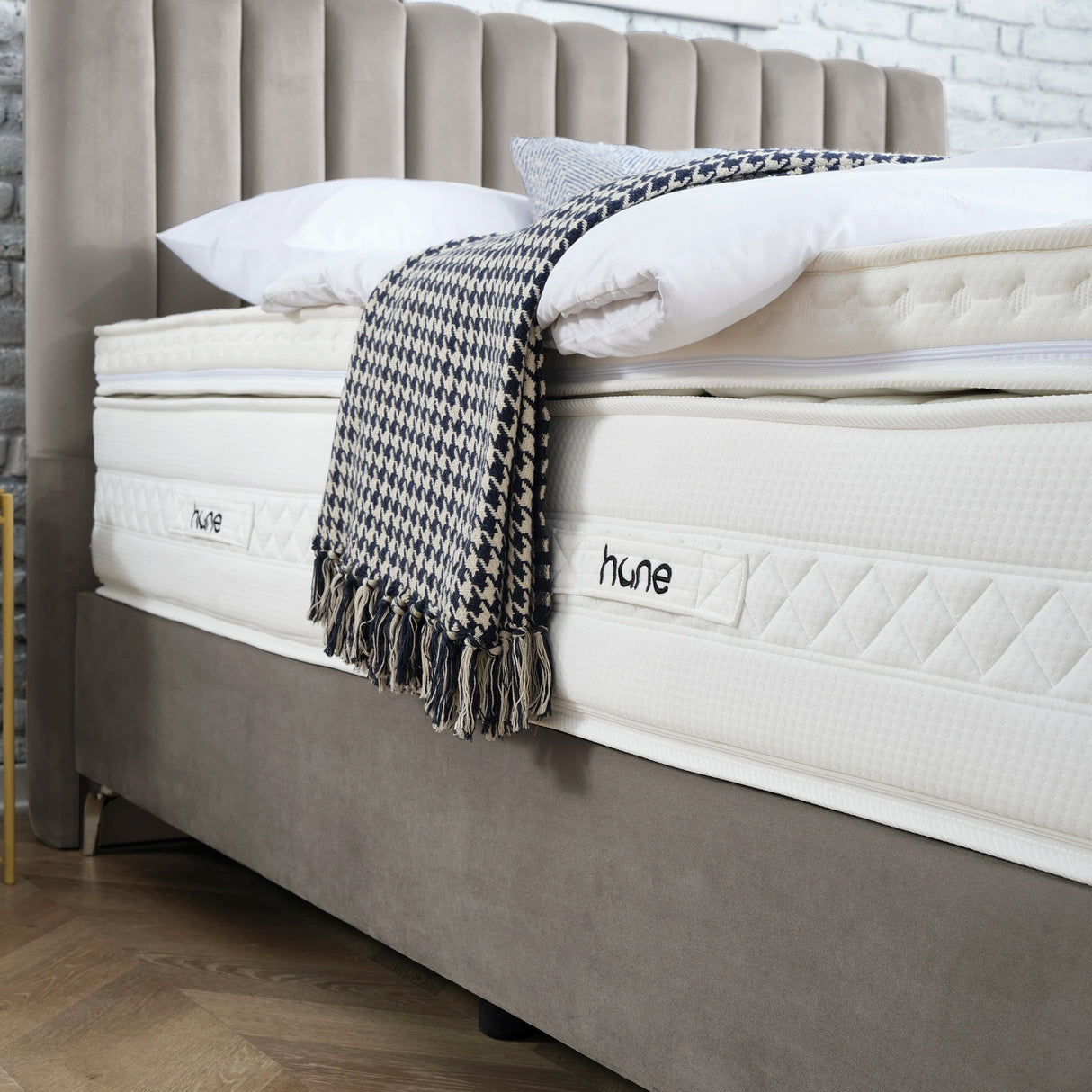 Bett mit Stauraum DUBAI