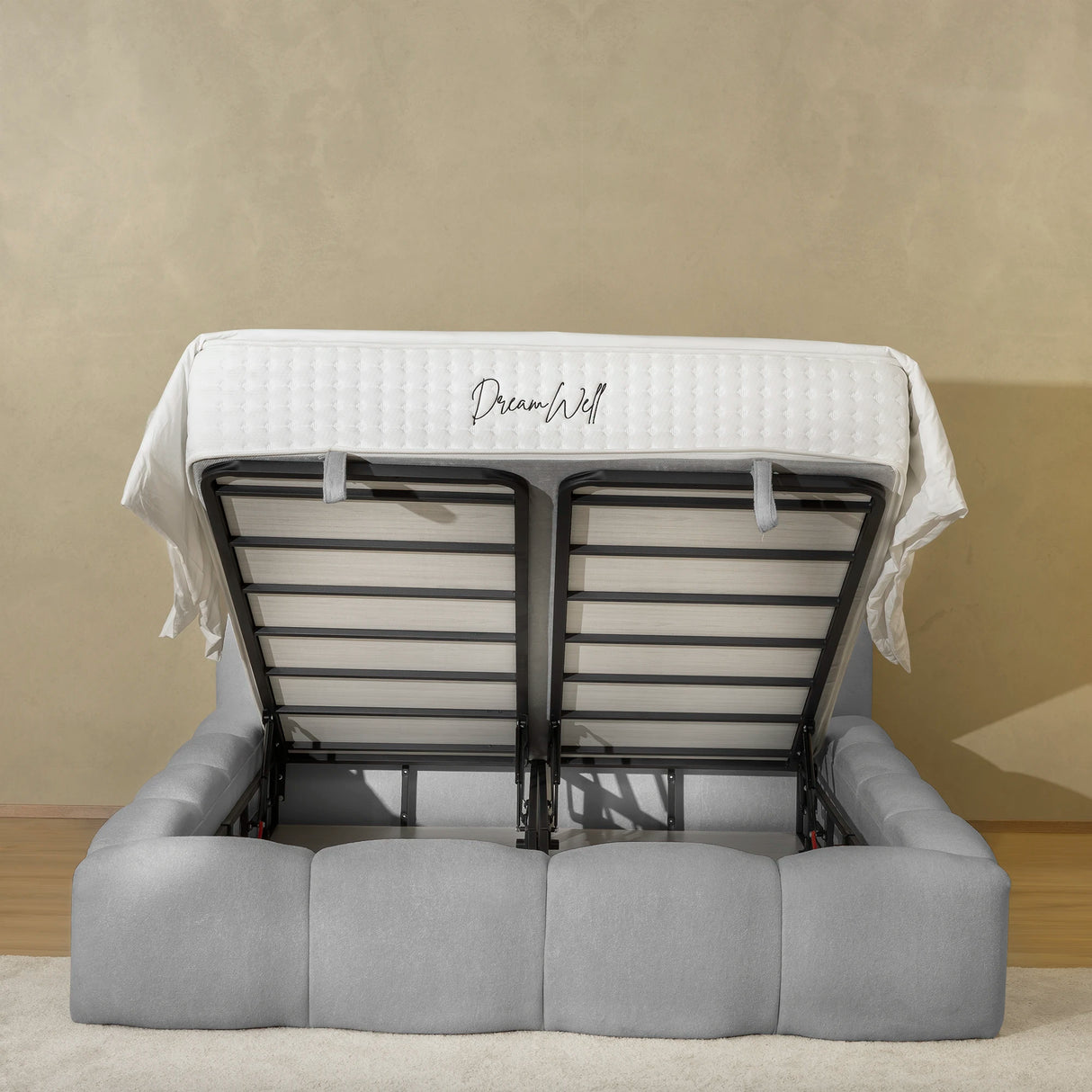 Bett mit Stauraum ELA