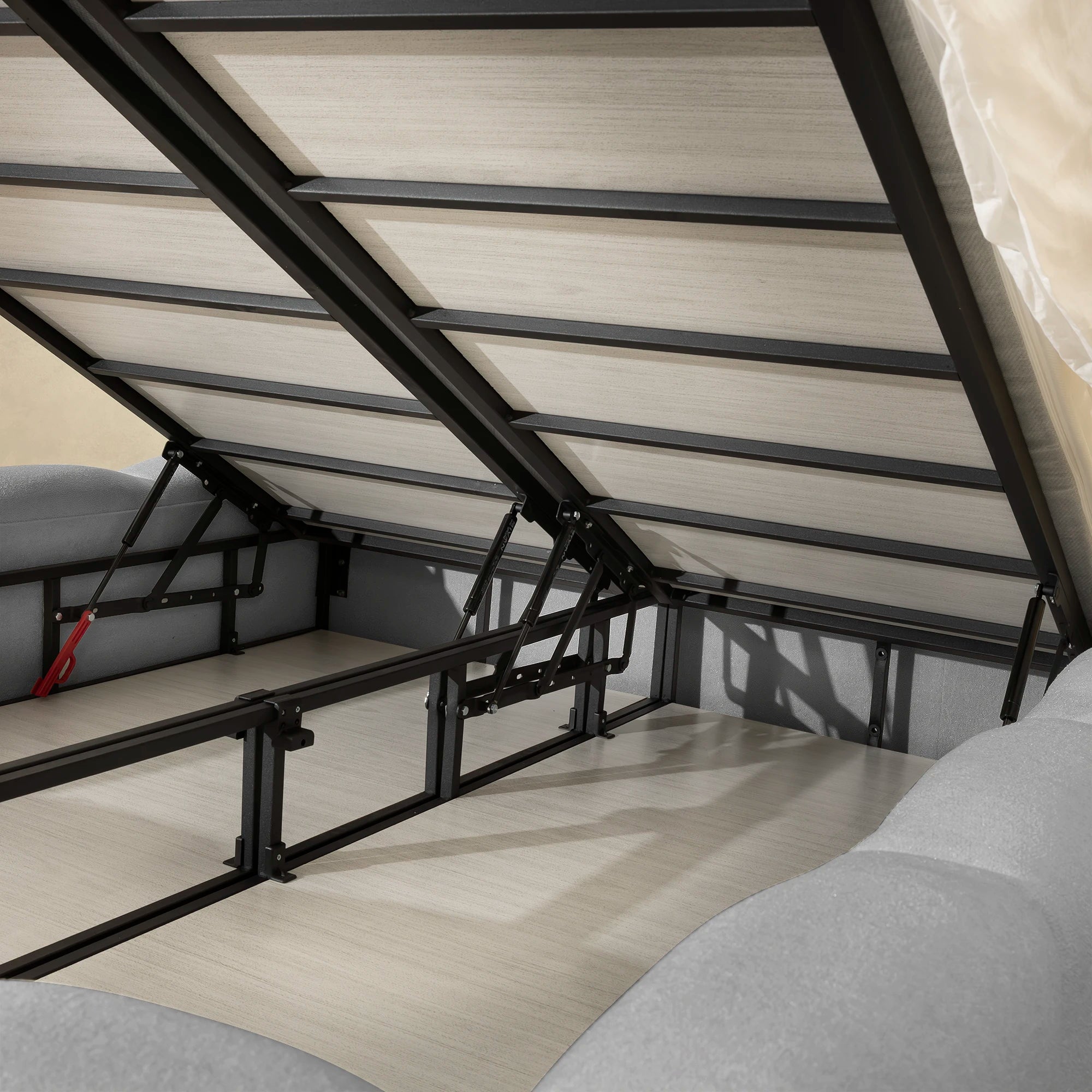 Bett mit Stauraum ELA