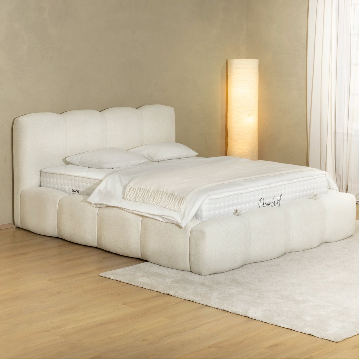 Bett mit Stauraum ELA