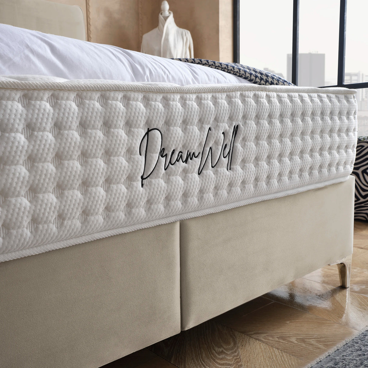 Bett mit Stauraum FABOULAS