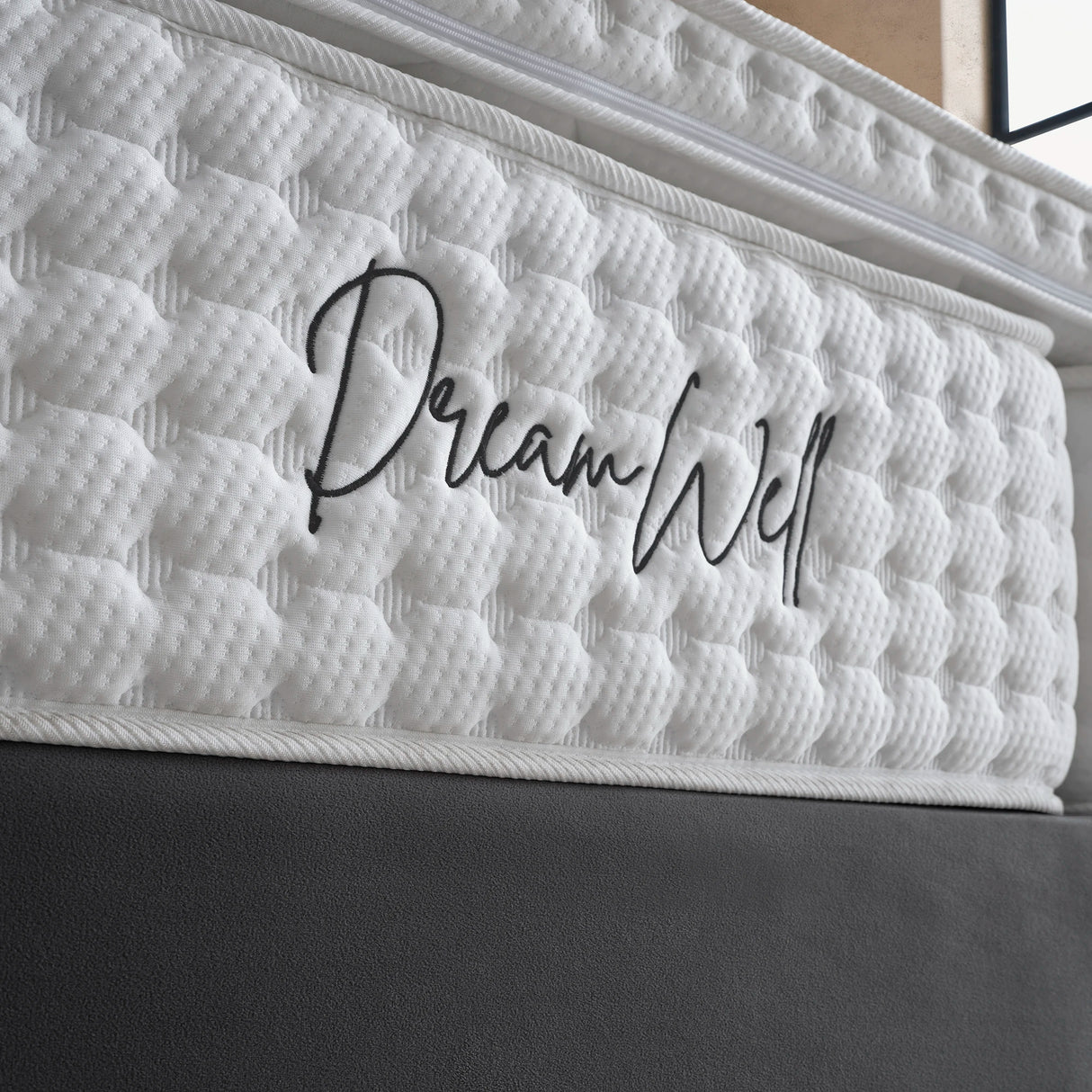 Bett mit Stauraum FABOULAS