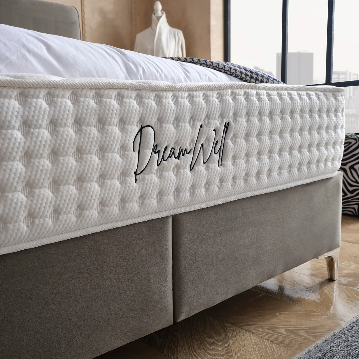 Bett mit Stauraum FABOULAS