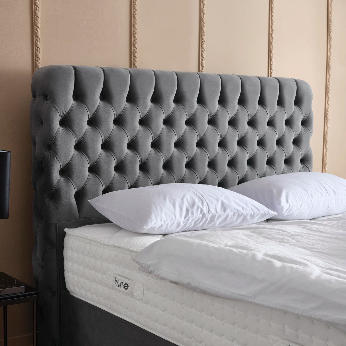 Bett mit Stauraum HERMES