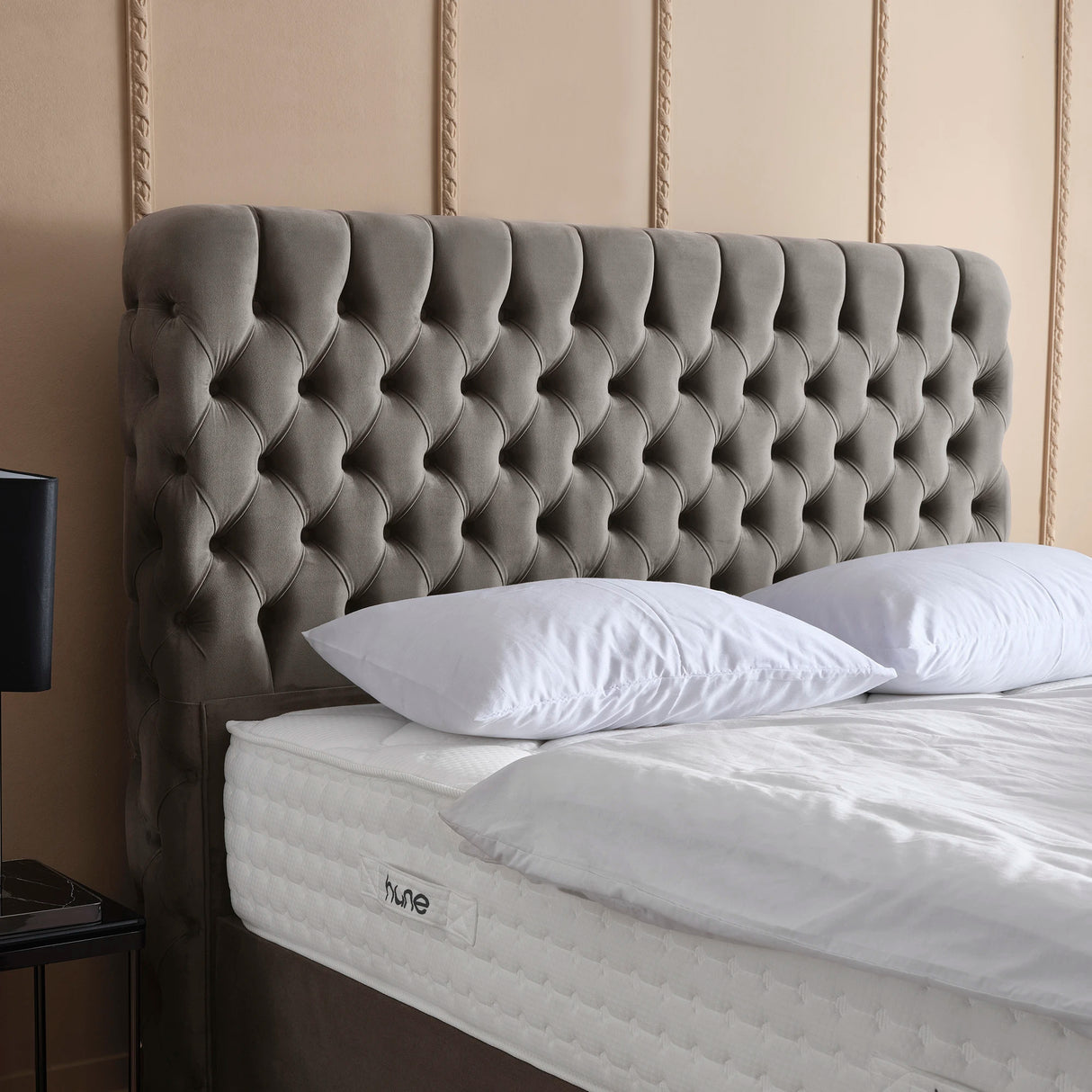 Bett mit Stauraum HERMES