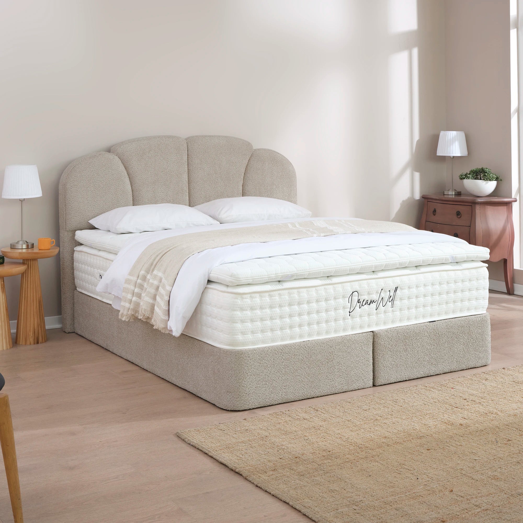 Designer Polsterbett mit Stauraum Jasmin