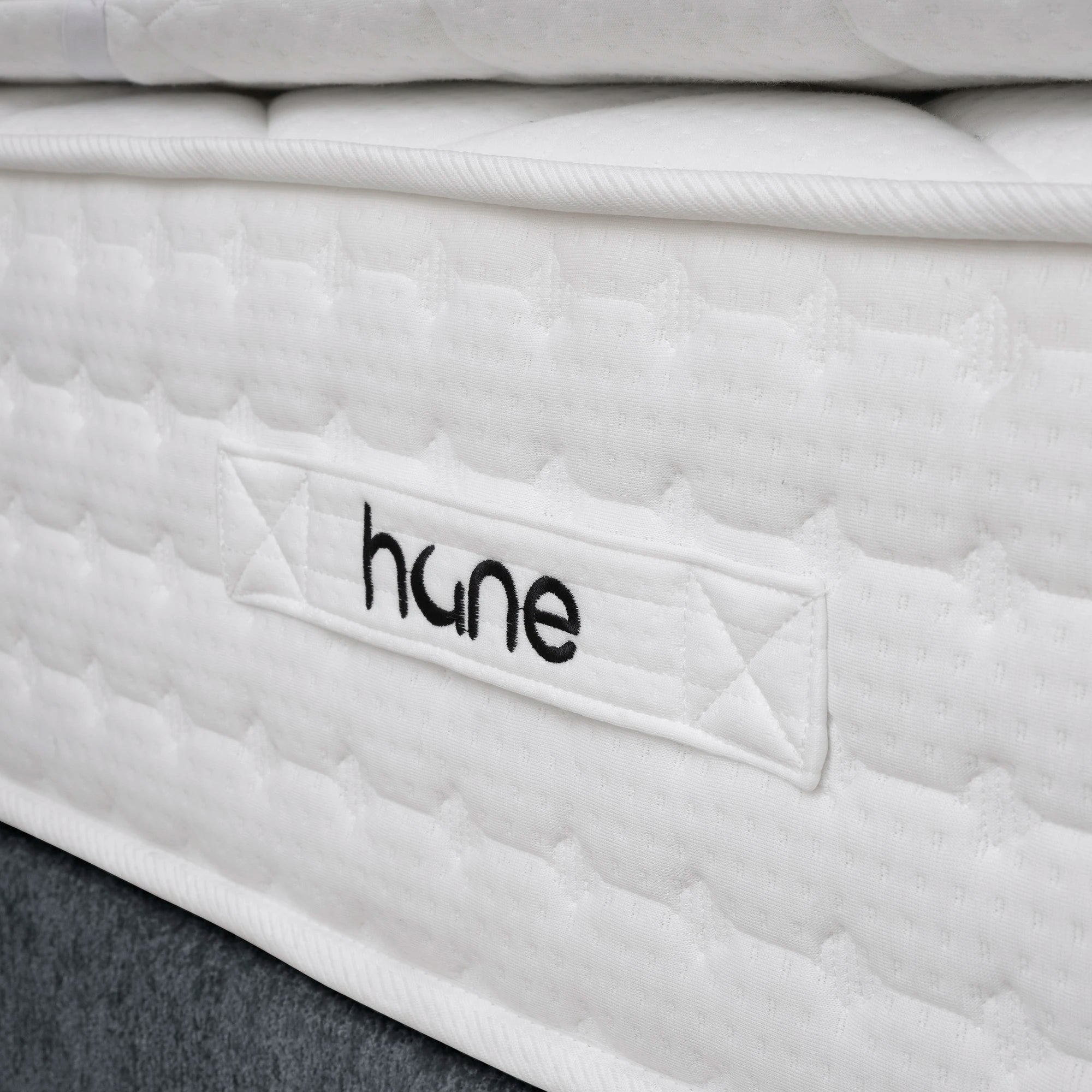 Designer Polsterbett mit Stauraum Leone