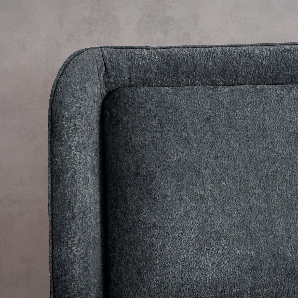 Posteľ s úložným priestorom LEONE