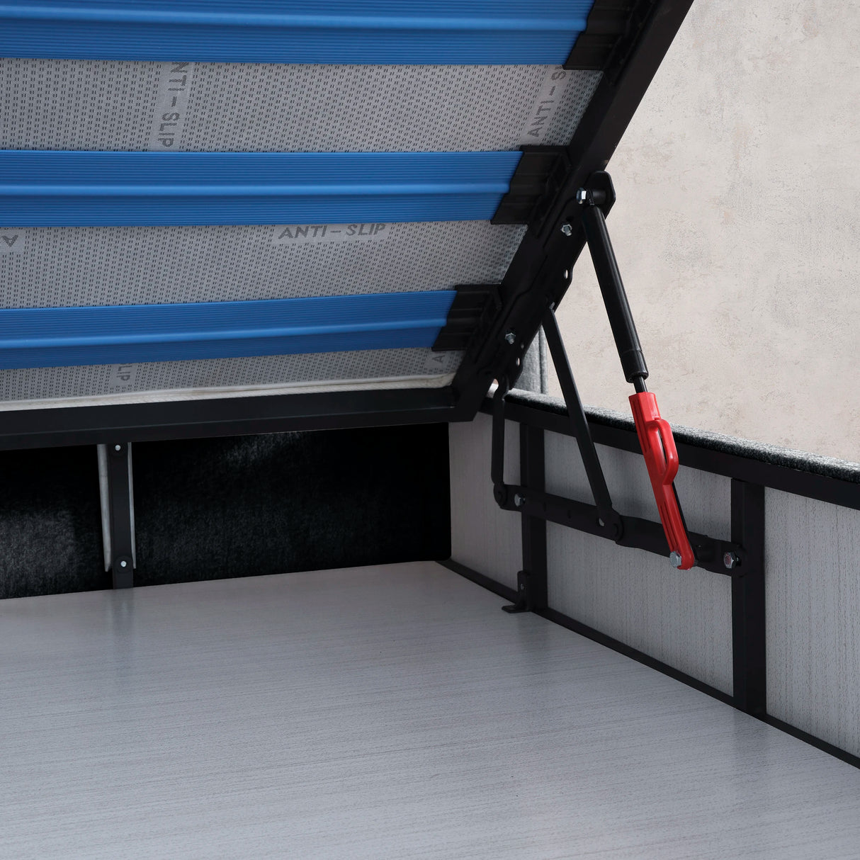 Bett mit Stauraum LEONE