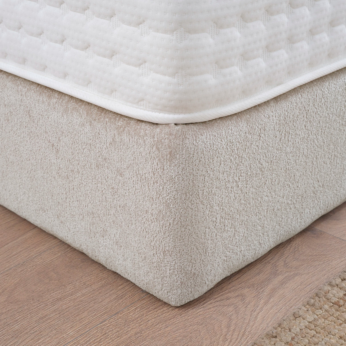 Bett mit Stauraum LEONE