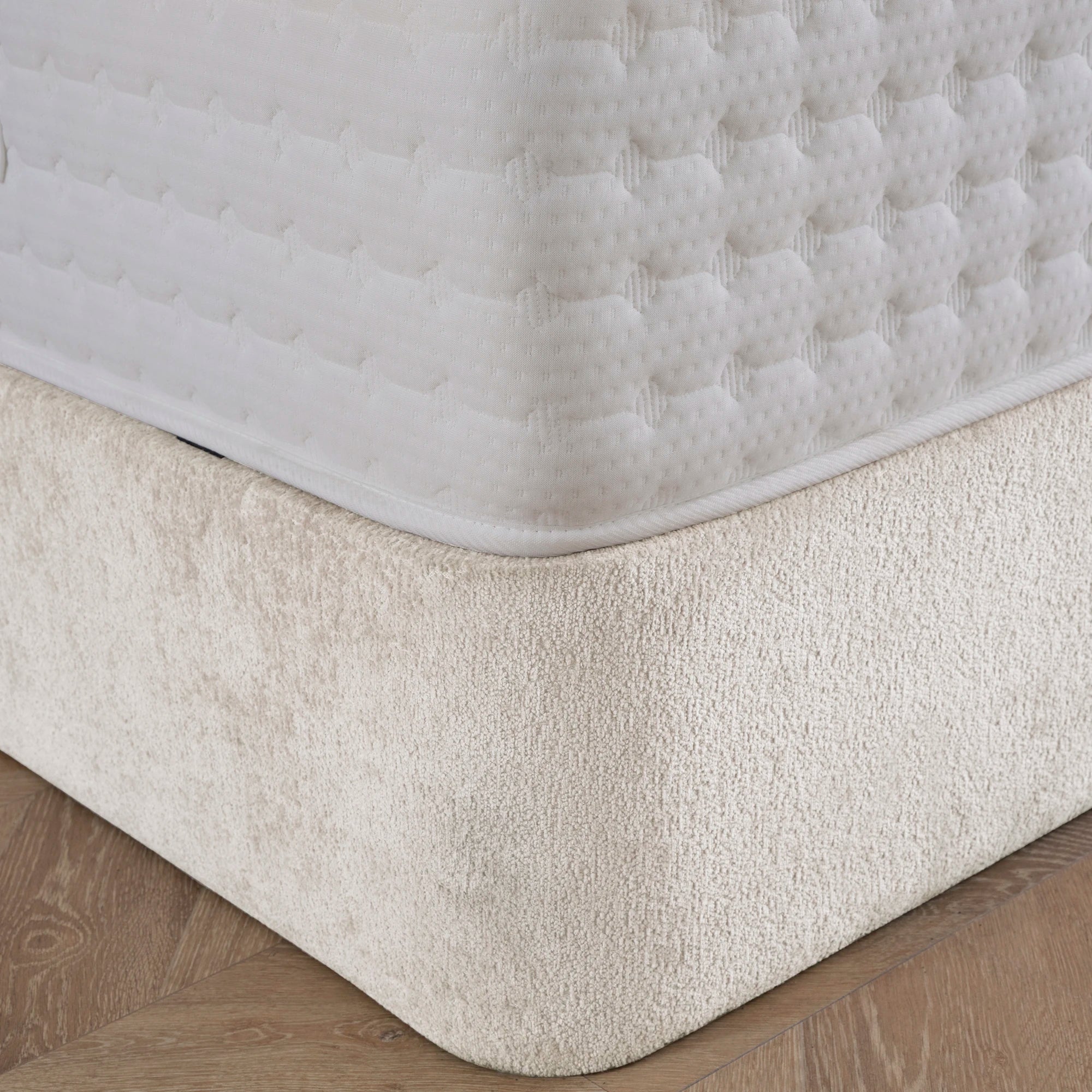 Designer Polsterbett mit Stauraum Lily