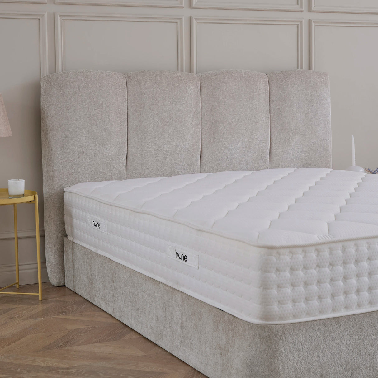 Bett mit Stauraum LILY