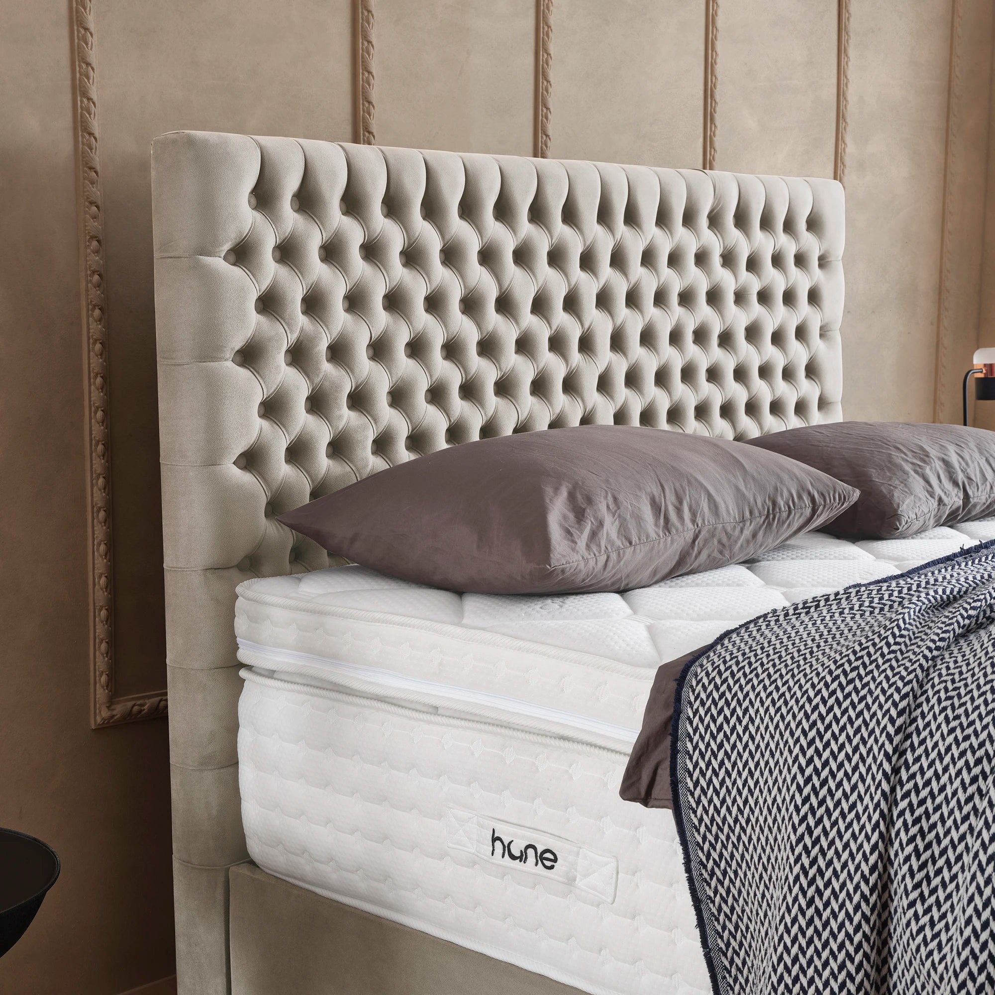 Bett mit Stauraum LONDON