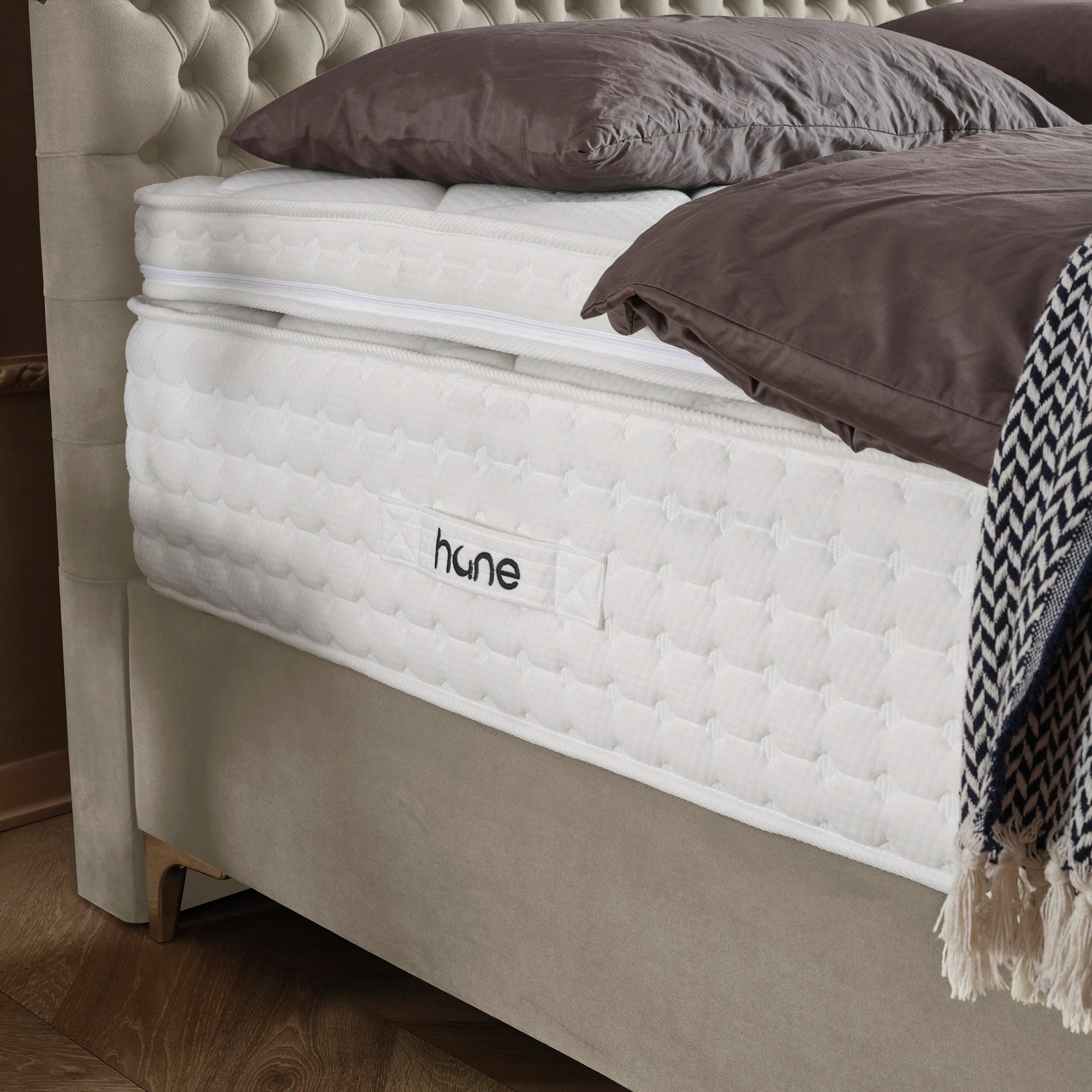 Bett mit Stauraum LONDON