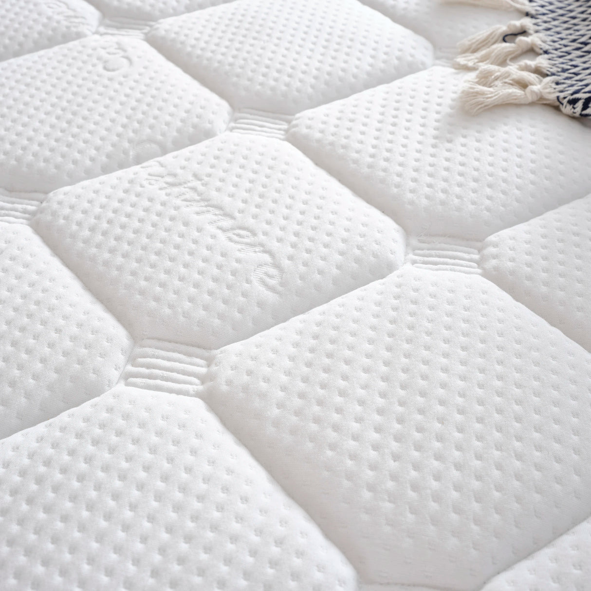 Bett mit Stauraum LONDON