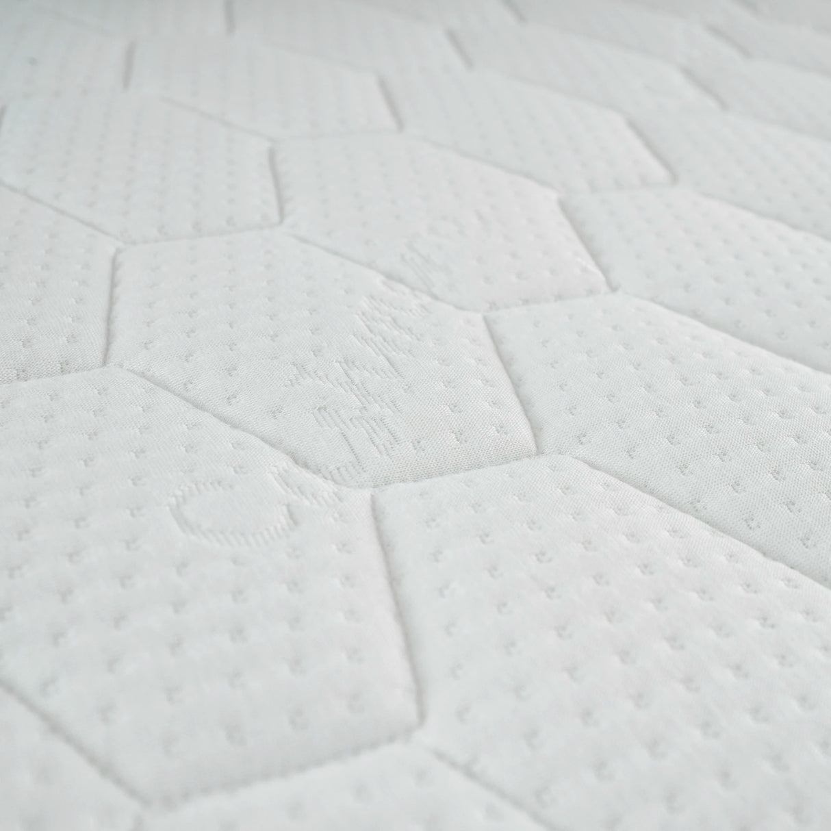 Bett mit Stauraum MILA