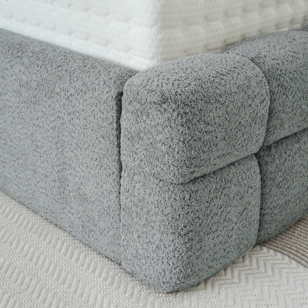 Bett mit Stauraum MILA