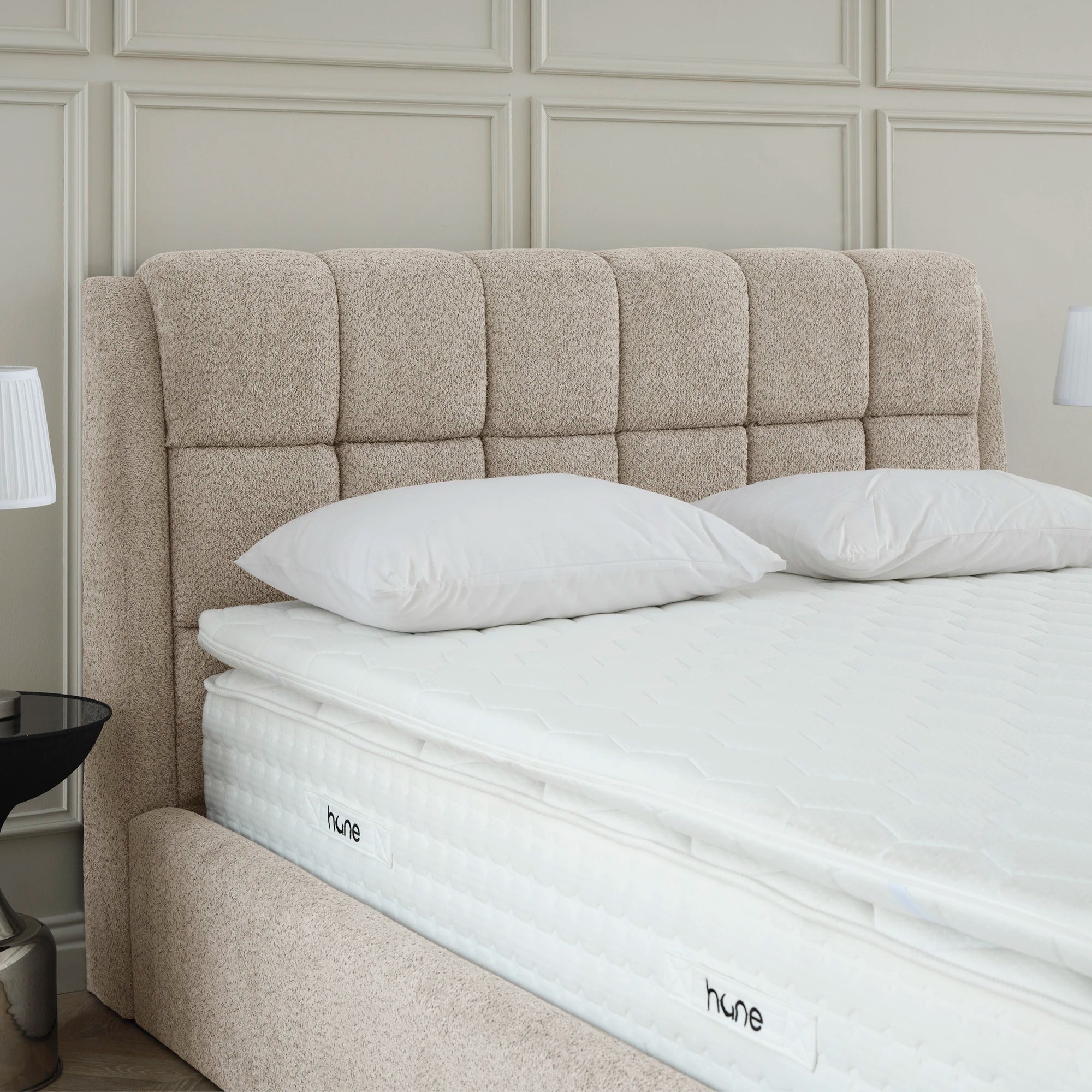 Designer Polsterbett mit Stauraum Mila