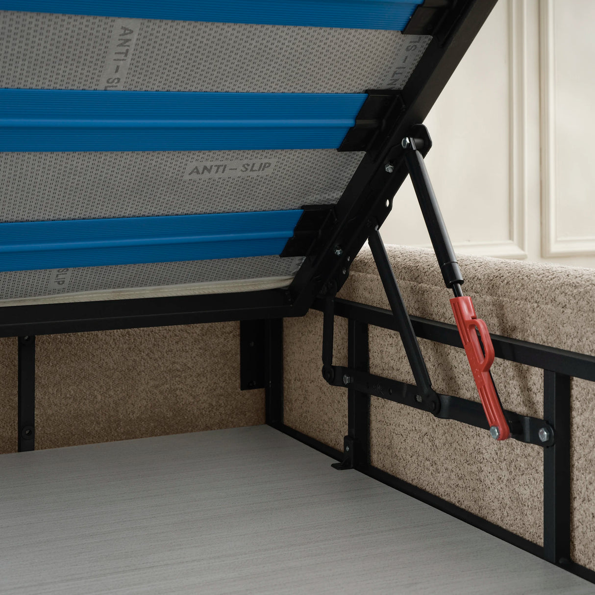 Bett mit Stauraum MILA