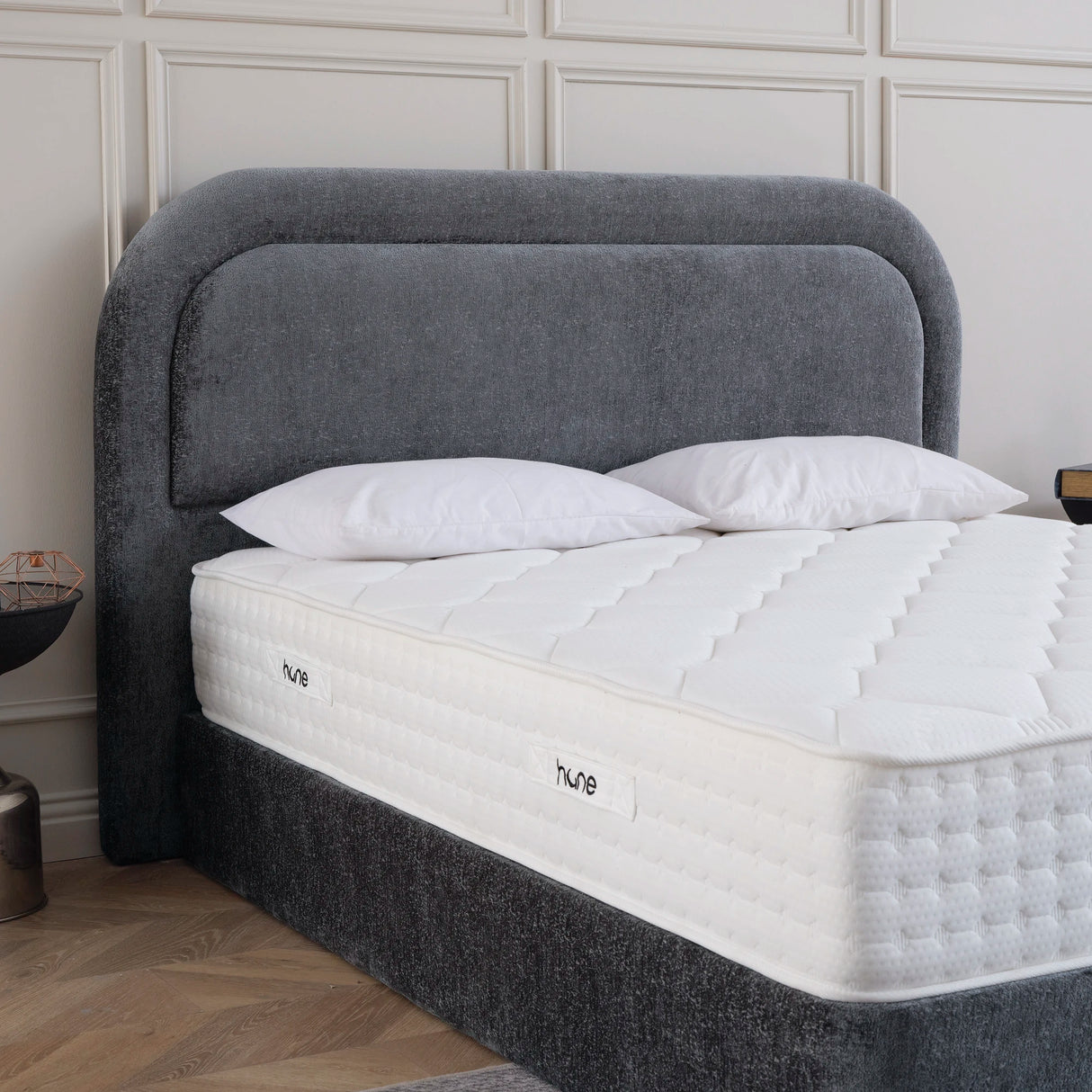 Bett mit Stauraum NOA