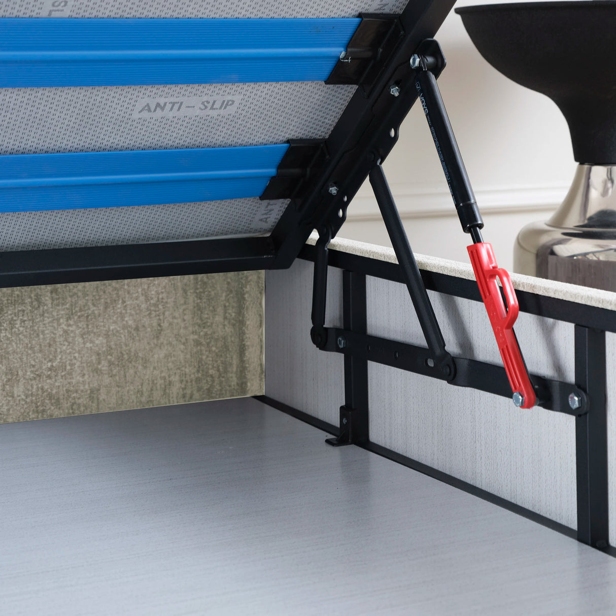 Bett mit Stauraum NOA