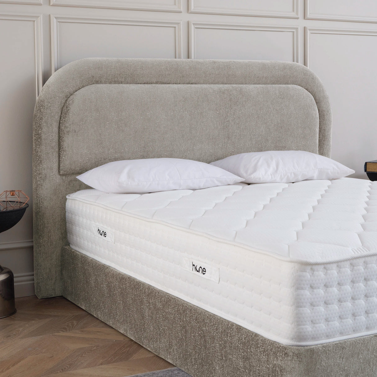 Bett mit Stauraum NOA