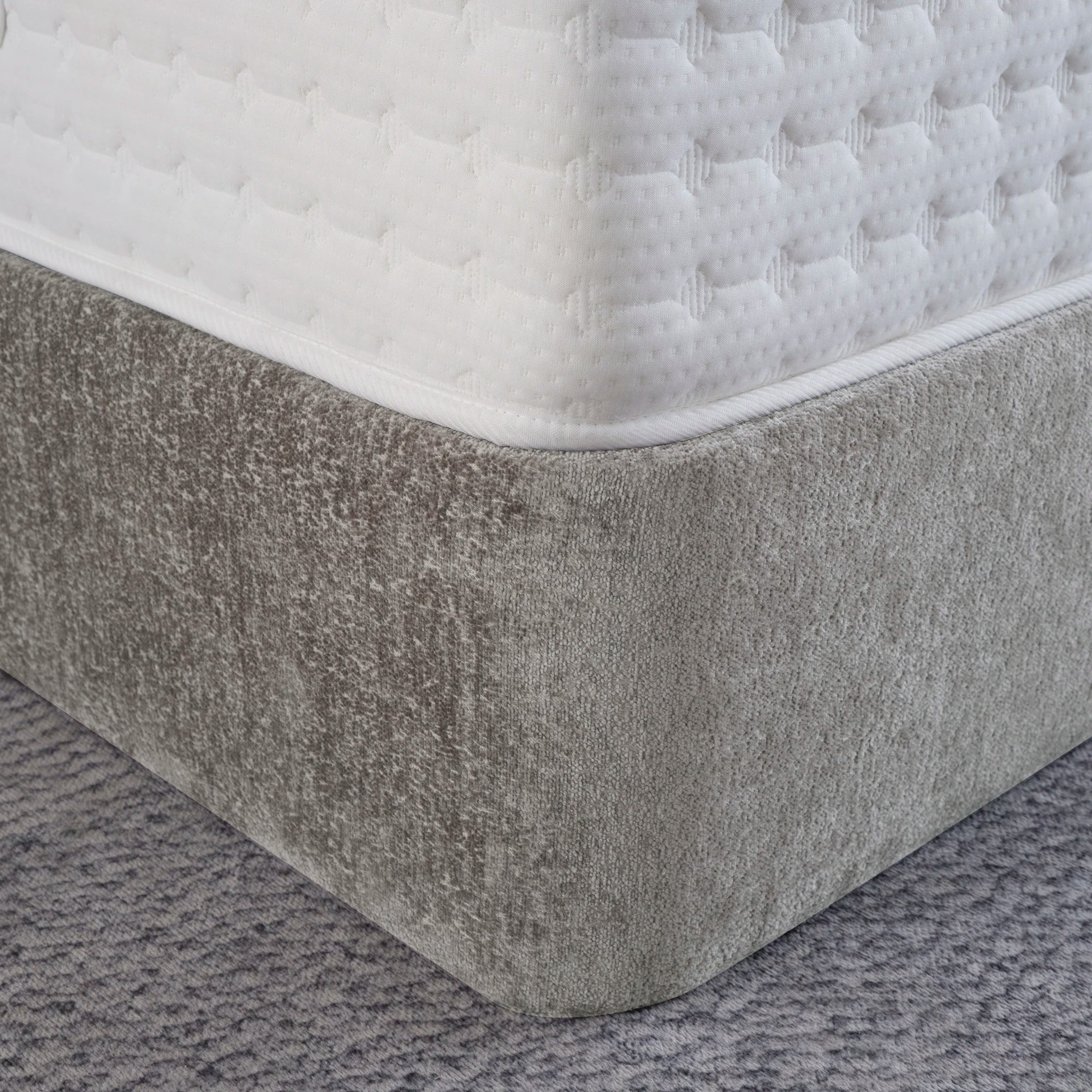 Designer Polsterbett mit Stauraum Noa