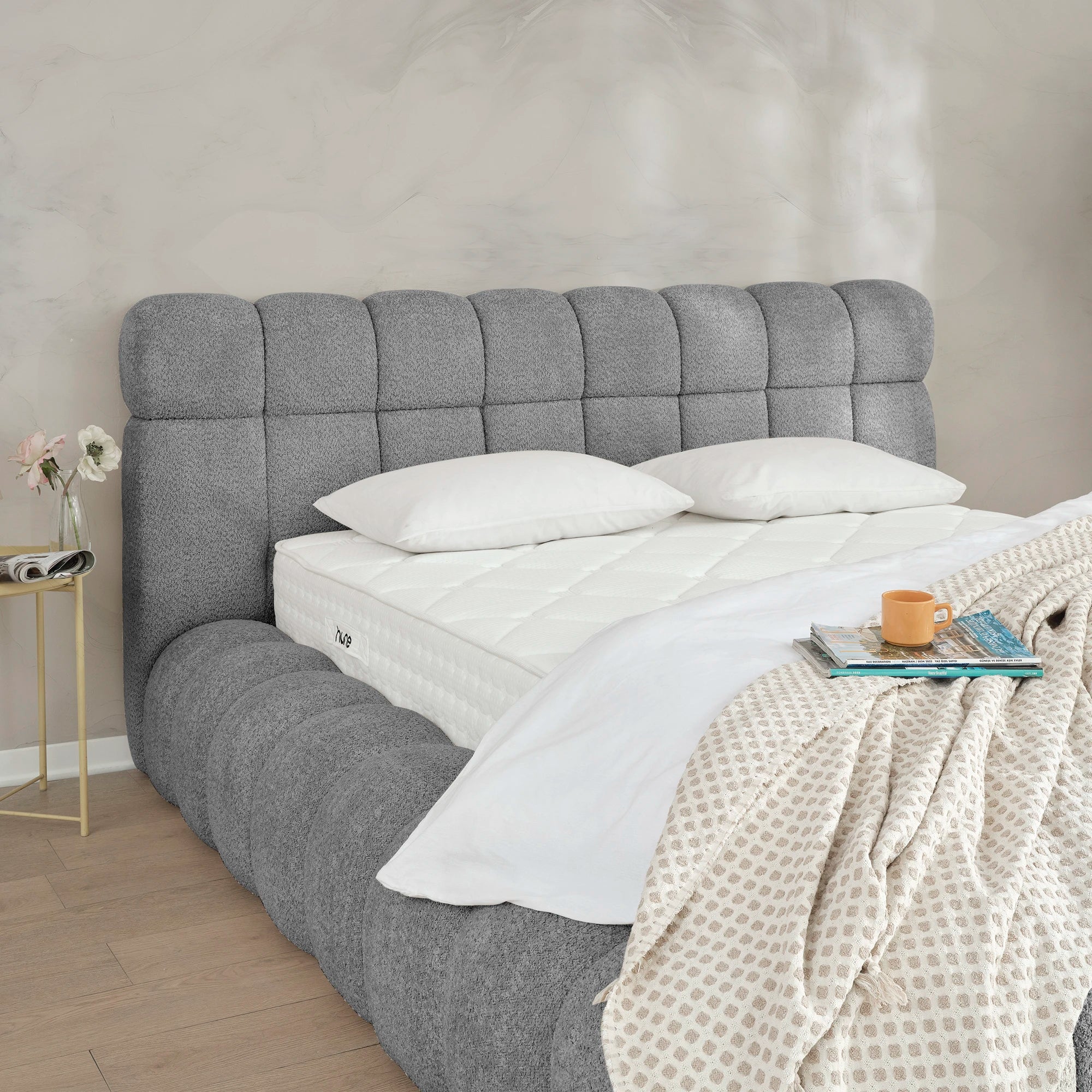 Bett mit Stauraum NORA