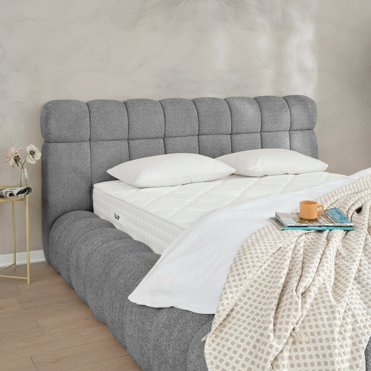 Bett mit Stauraum NORA