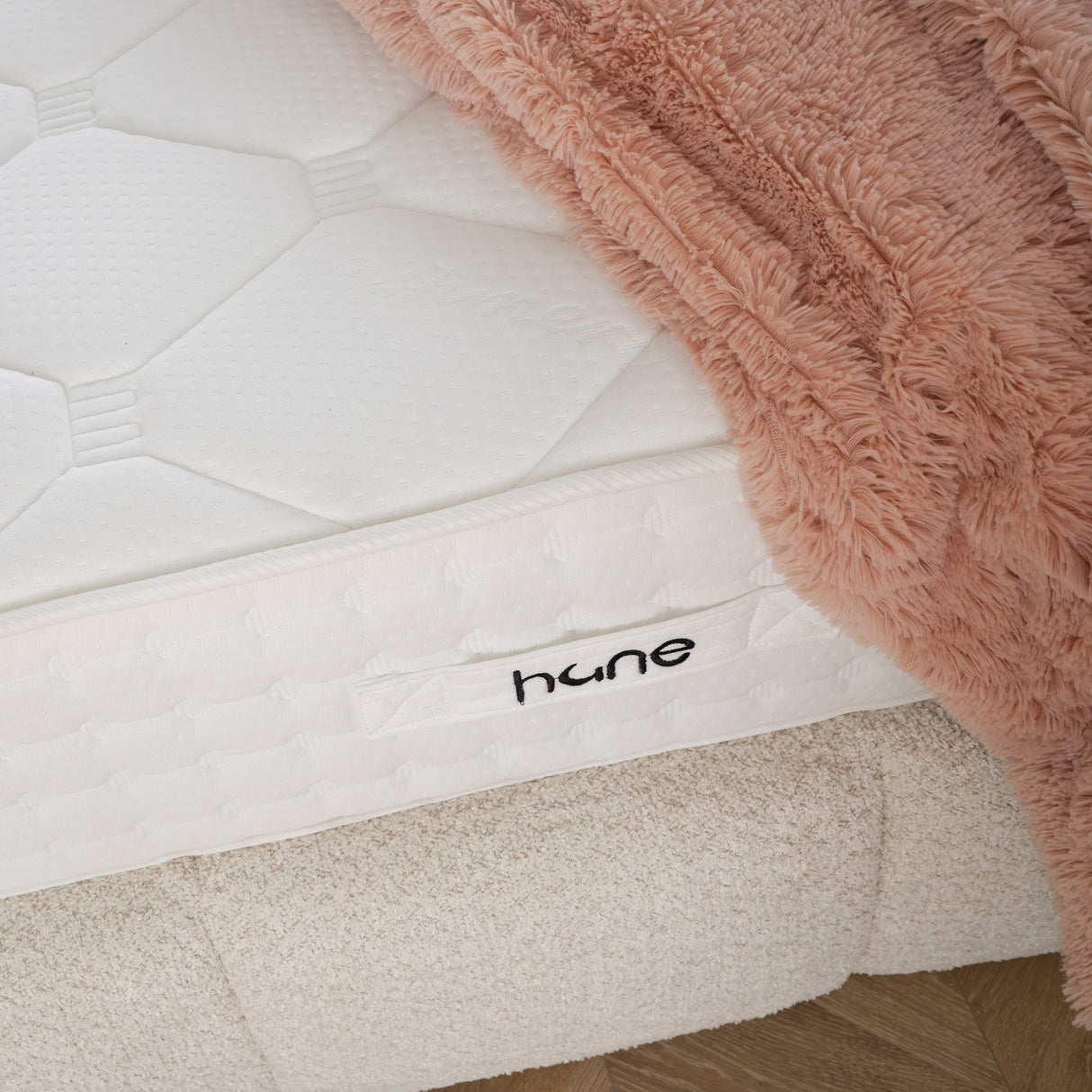 Bett mit Stauraum OTTO