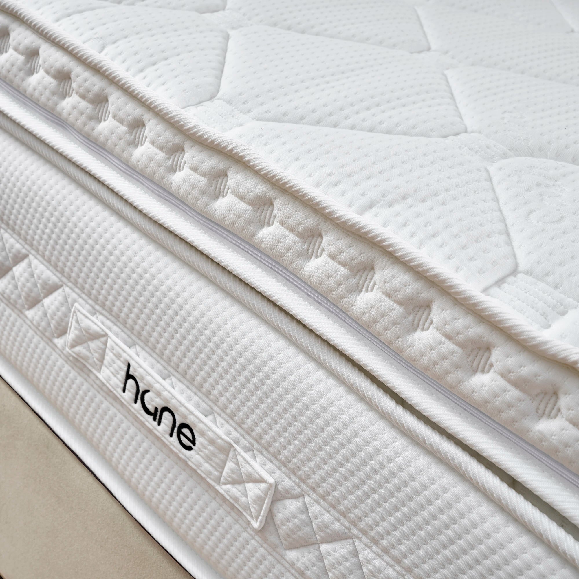 Posteľ s úložným priestorom PARÍŽ